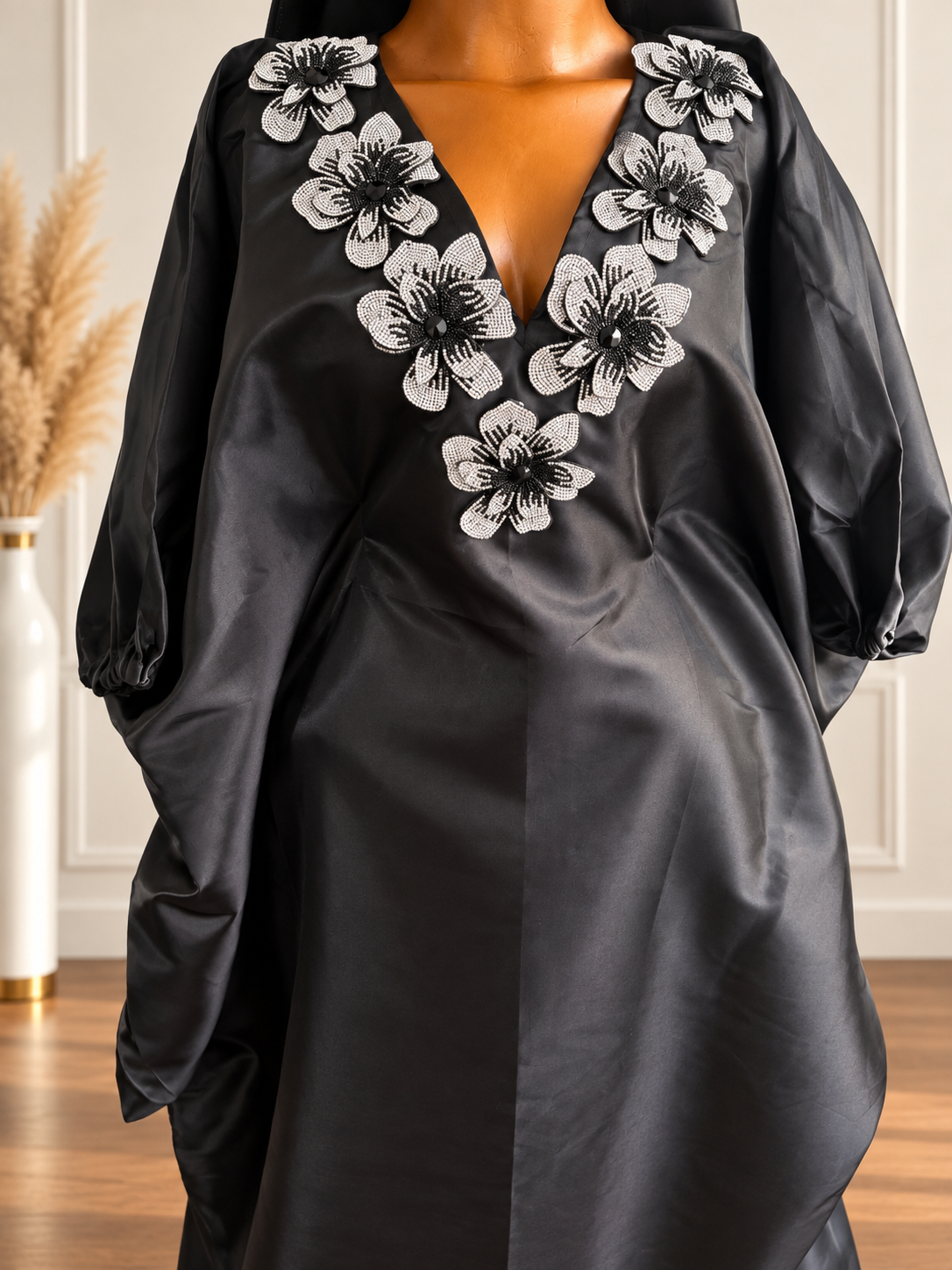 Robe Leila